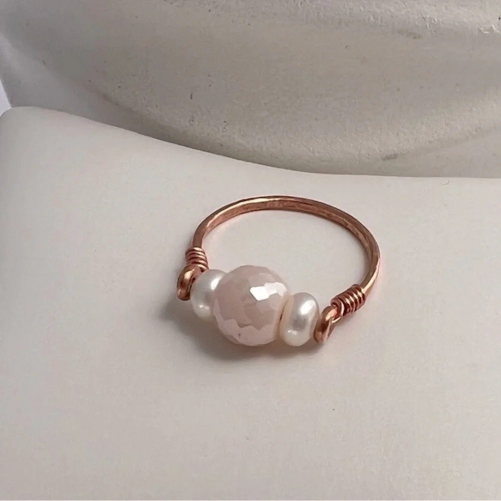 Freshwater Pearls & Pink Glass Beaded Copper Ring